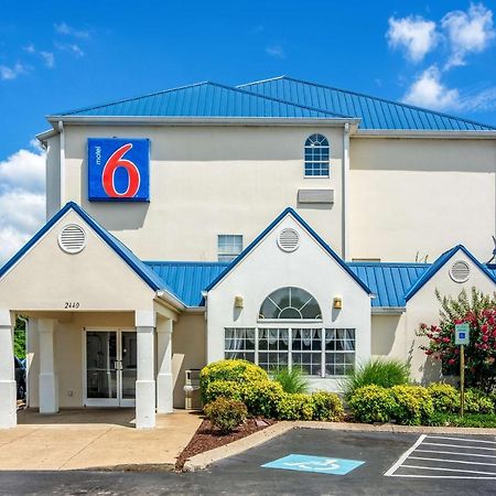Motel 6 Chattanooga Downtown Экстерьер фото