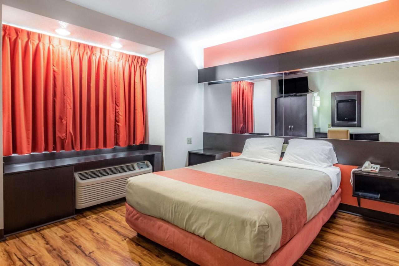 Motel 6 Chattanooga Downtown Экстерьер фото